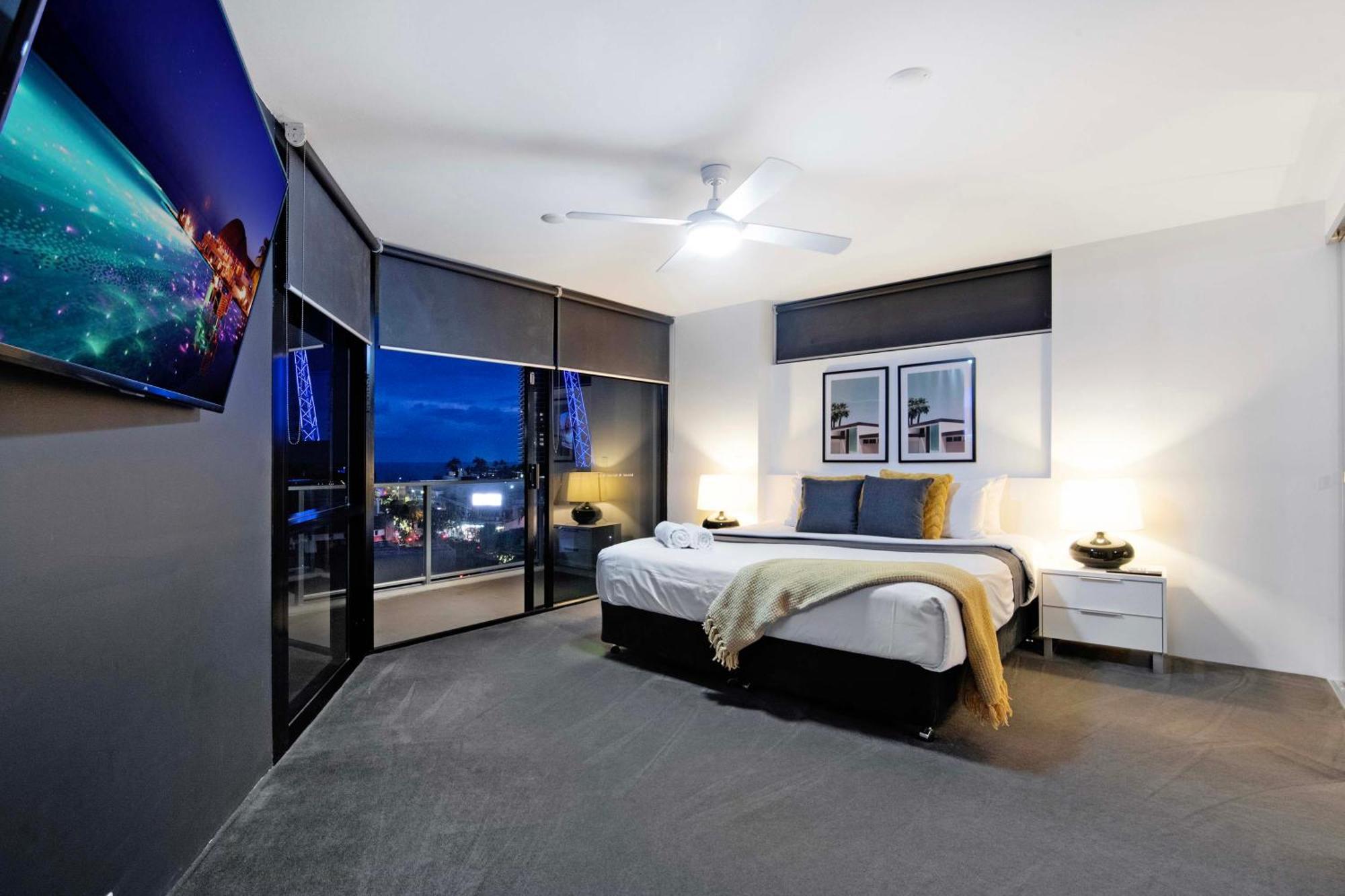 Apartment Circle On Cavill - Self Contained & Privately Managed - Wow Gold Coast